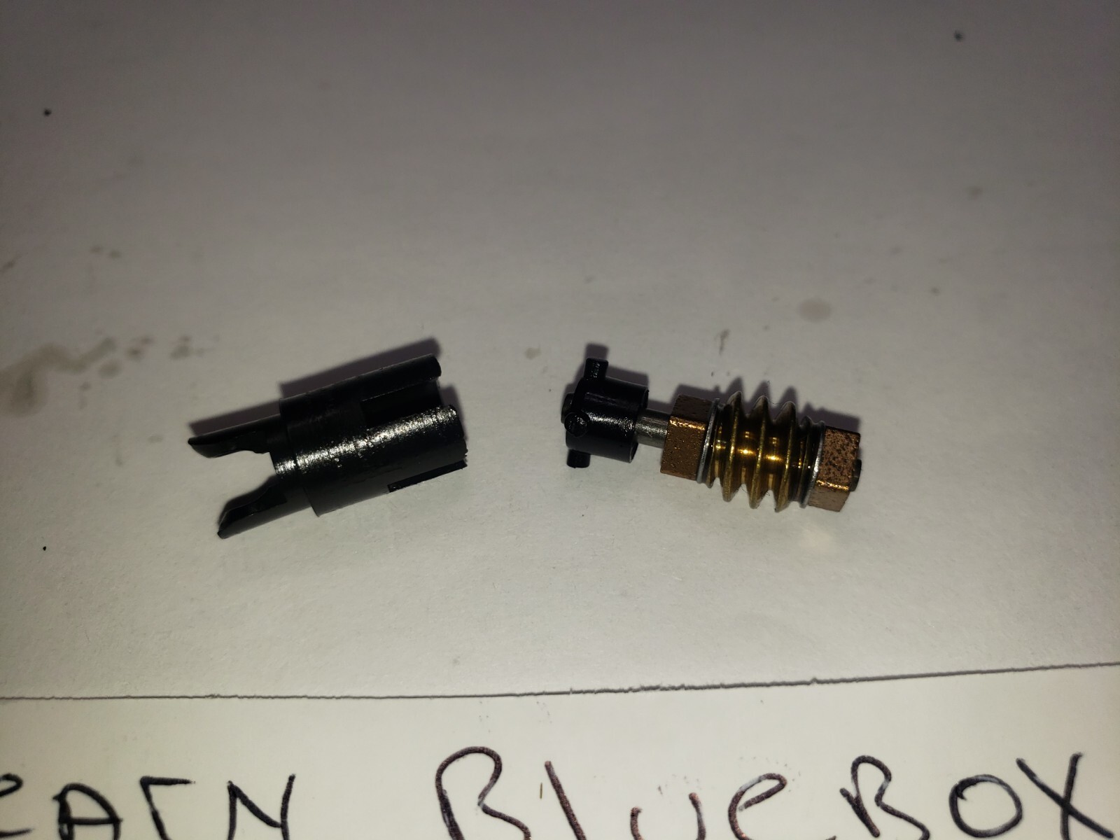S12 HO WORM GEAR COUPLER ASSEMBLY Athearn S12 Switcher Diesel Locomotive