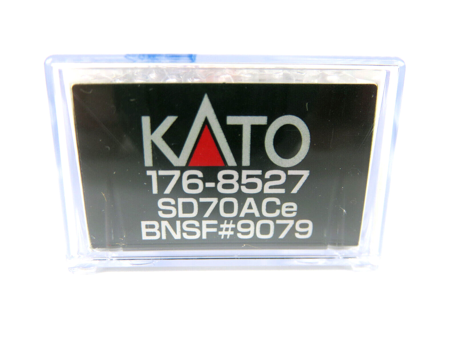 Kato 176-8527 N Scale BNSF Railway Swoosh EMD SD70ACe Diesel Locomotive 9079 NIB