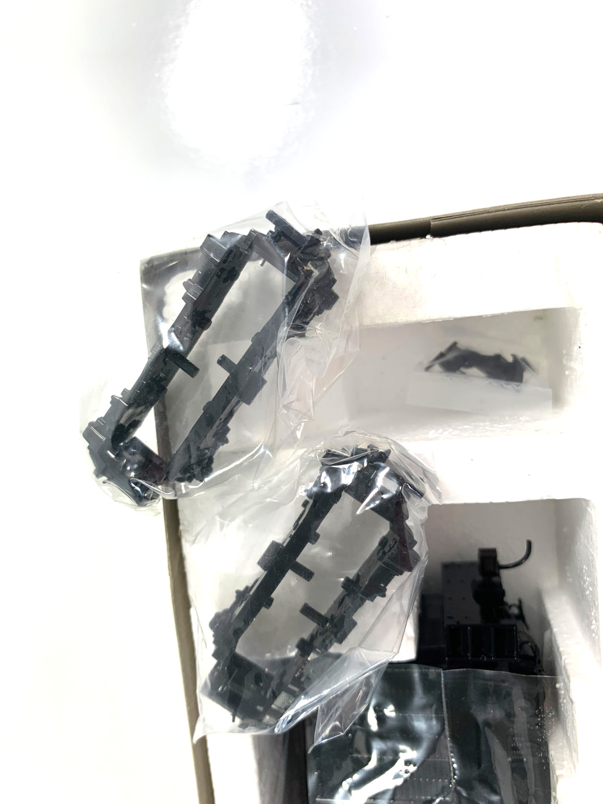Atlas Master 9500 Undecorated (Painted Black Shiny) H15/16-44 Loco, HO scale