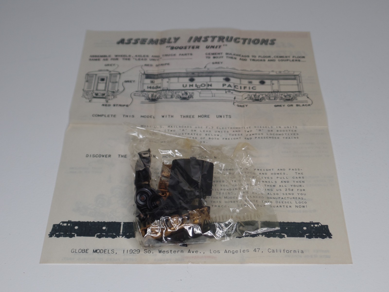 Globe Models HO Scale 1:87 Gold Diesel Streamliner Kit B89 EMD F7-B Unit Unbuilt