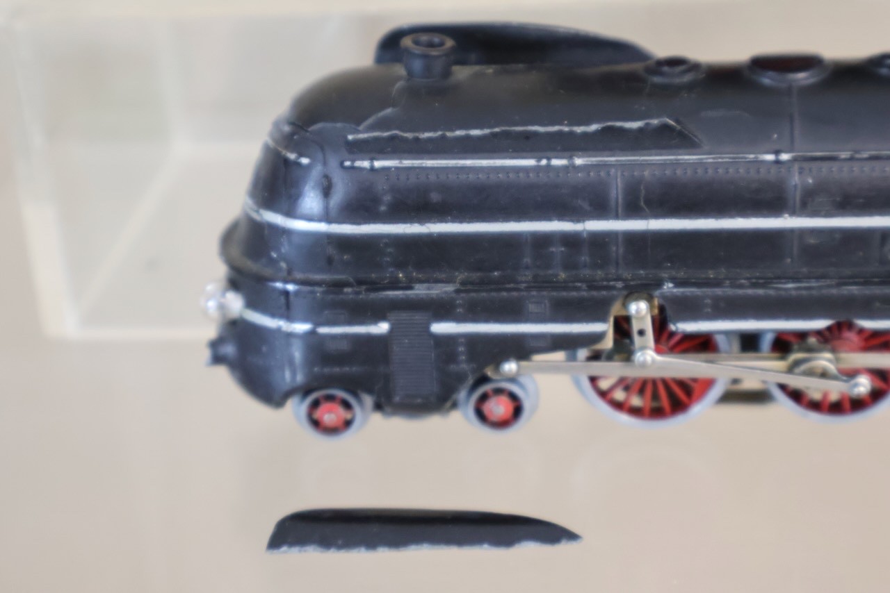 MARKLIN SK 800 DR 4-6-4 CLASS BR 06 LOCOMOTIVE from the late 1940’s op