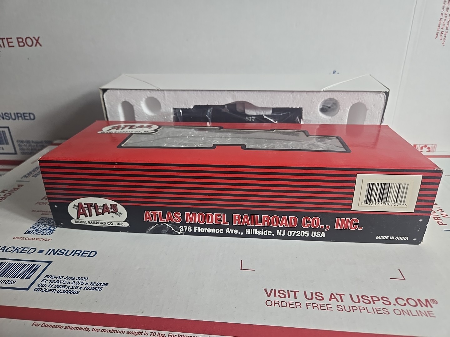 ATLAS HO ALCO S-4 MILWAUKEE ROAD LOCOMOTIVE SWITCHER #817 ITEM #8757 NEW