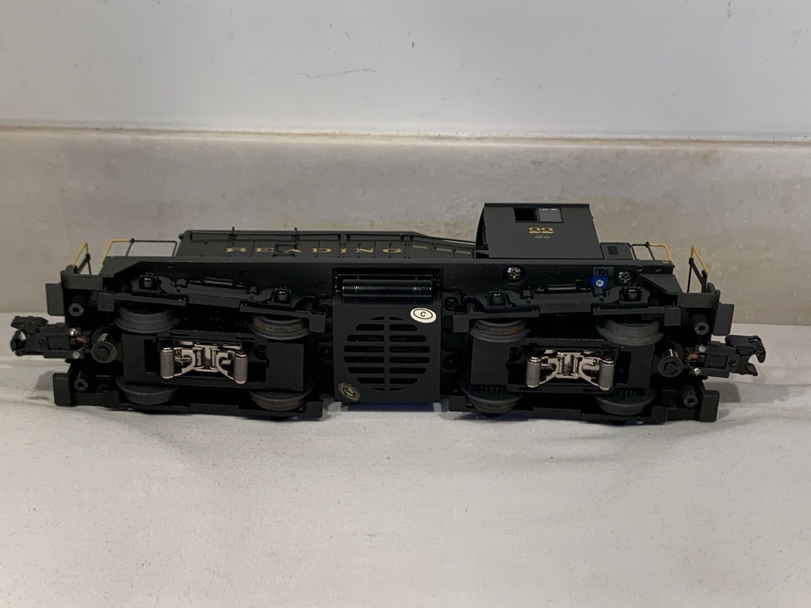 REPAIR PARTS MTH (RAILKING SCALE) READING SW-1 DIESEL ENGINE SWITCHER 30-2821-1
