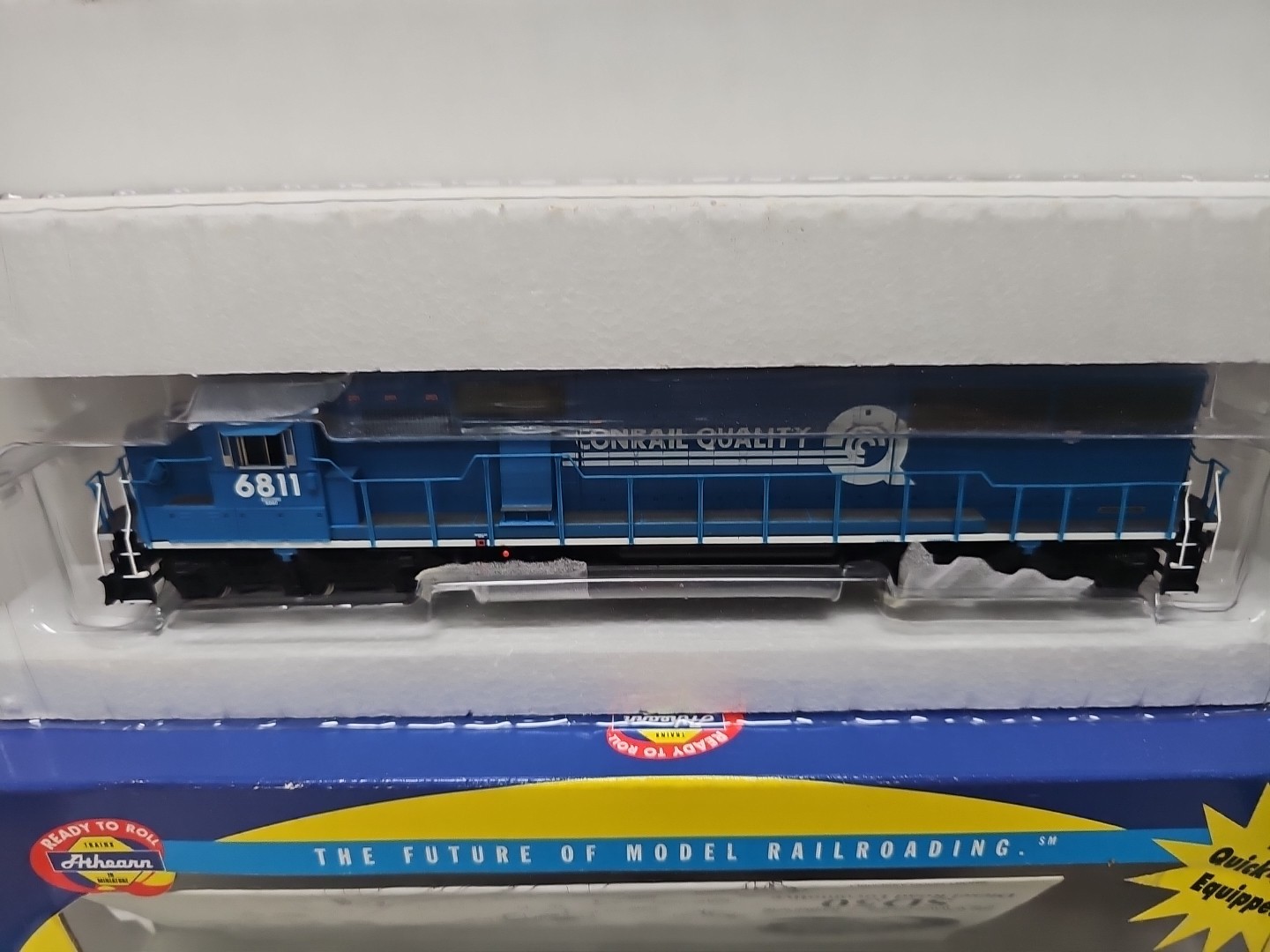 Athearn Rtr Sd50 Dcc Ready Conrail #8062 Road 6811 .