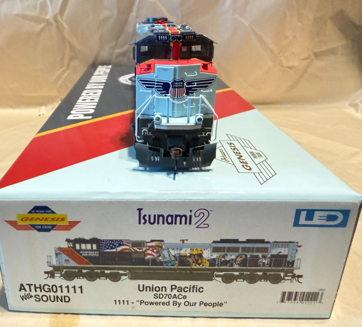 Athearn Genesis HO Union Pacific Powered By Our People #1111 SD70ACE DCC/Sound