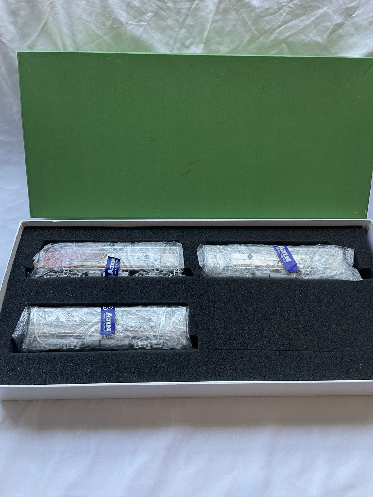 HO Brass Model-OMI 6490.1 AT&SF Santa Fe F7 A-B-B Set #3 # 340 A-B-L-F/P Mint