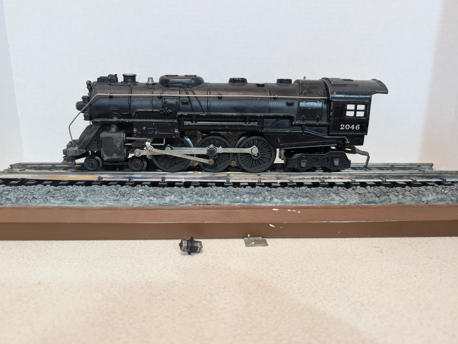Lionel 2046 4-6-4 Hudson Steam Locomotive ~Parts or Repair~ Needs E-Unit Rebuild