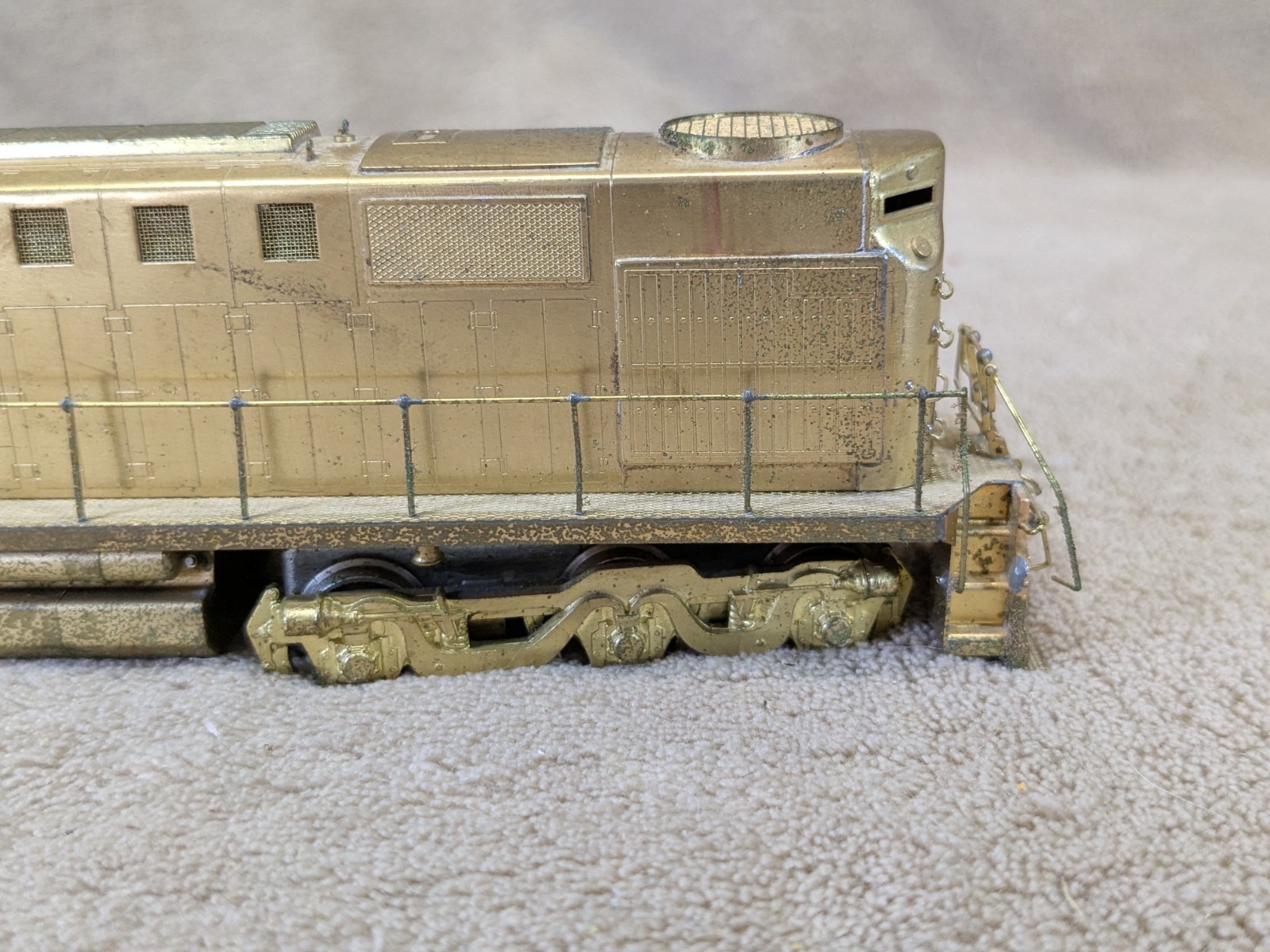 ALCO Models Brass DL-702 Diesel Locomotive HO Scale High Hood