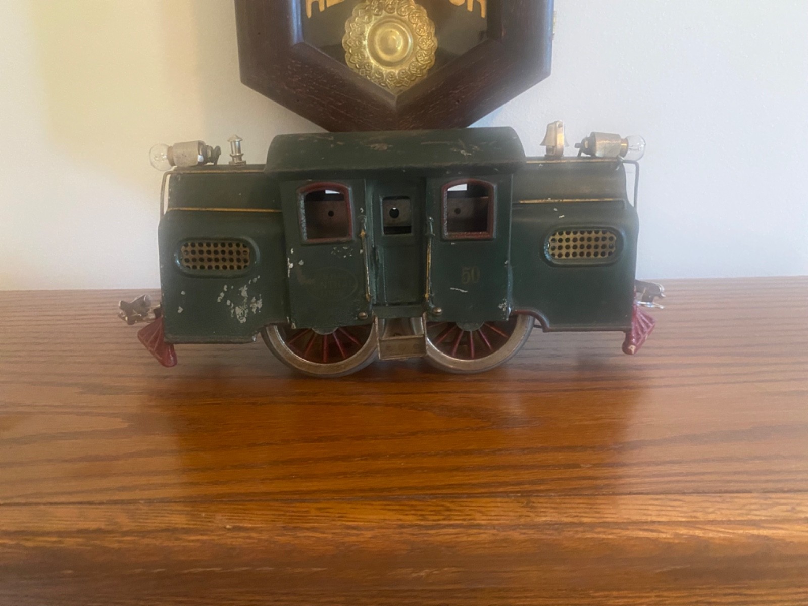 LIONEL STANDARD GUAGE #50 SUPER MOTOR ELECTRIC LOCOMOTIVE IN DARK GREEN COLOR
