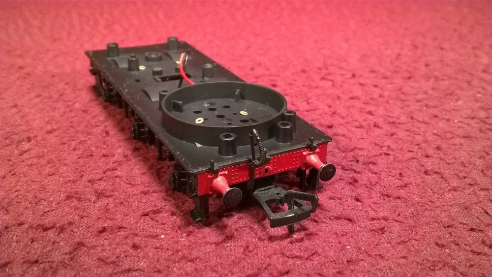 HO/OO BACHMANN EARL CLASS #3214 STEAM LOCOMOTIVE – TENDER CHASSIS