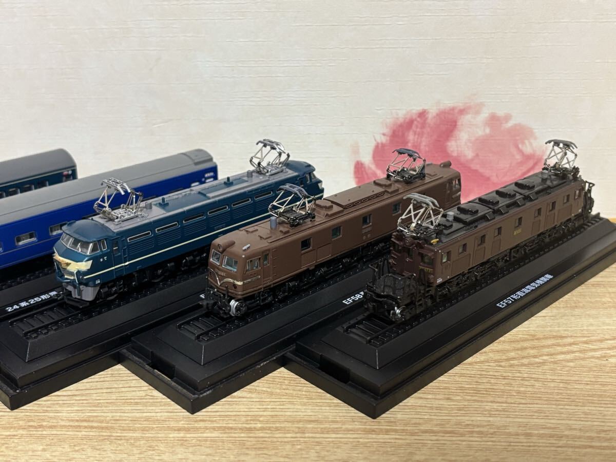 N Gauge Size Japanese Railway Collection 11-Car Set DD51 Diesel Locomotive DF50