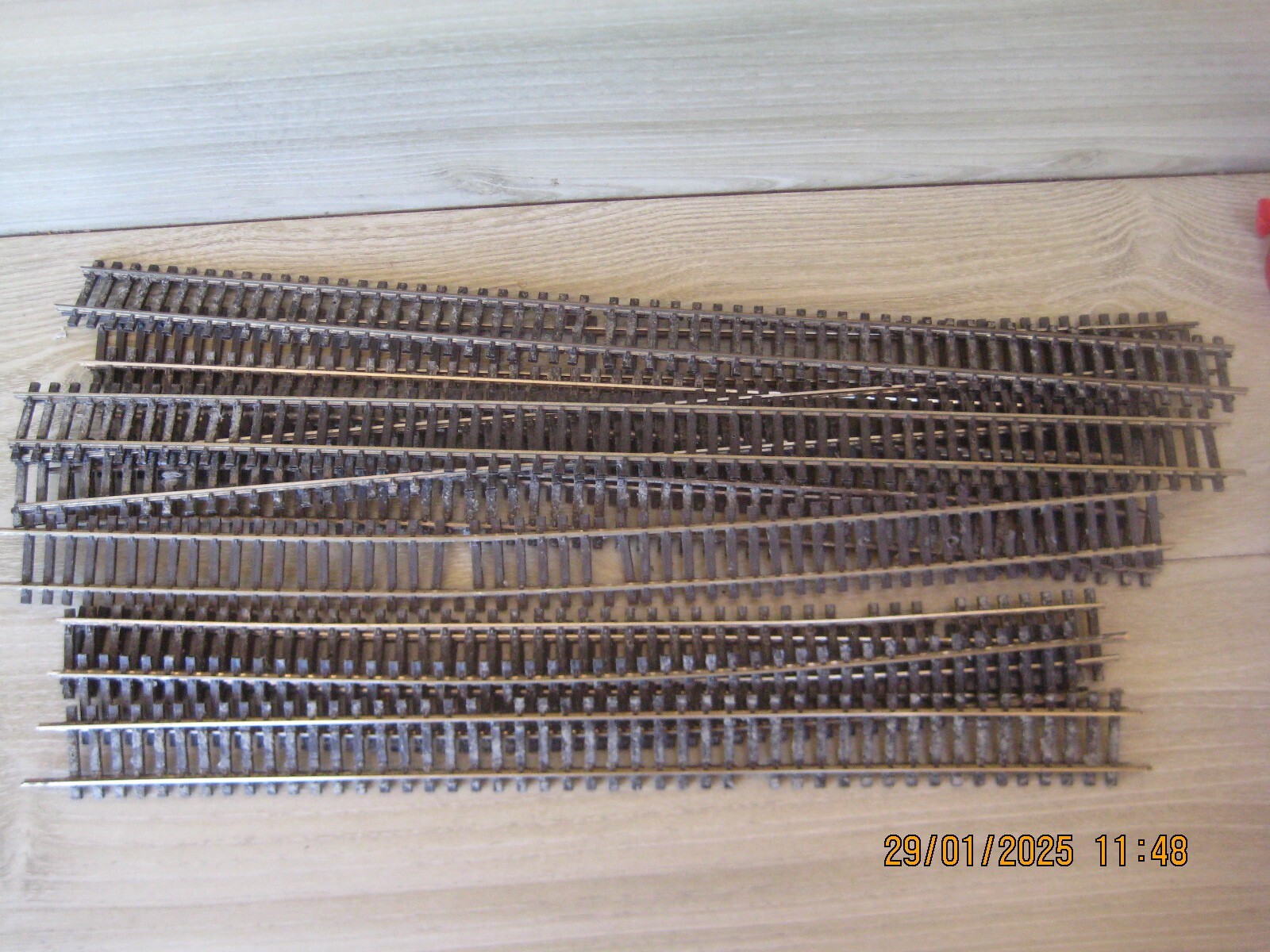 MODEL RAILWAY PECO N/S TRACK BUNDLE 12 PIECES VARIOUS LENGTHS (330-375mm)
