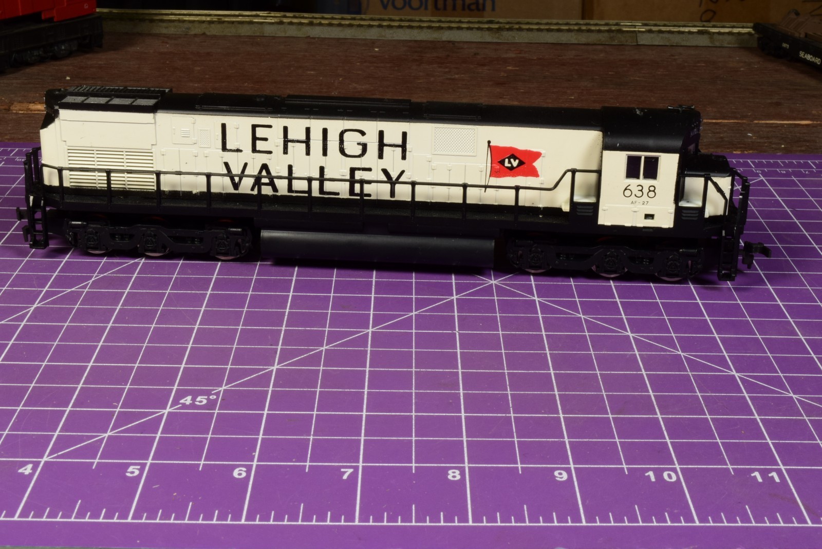 TrkRdy True CO-CO setup – Lehigh Valley ALCO Century 628 Diesel Locomotive, GWC