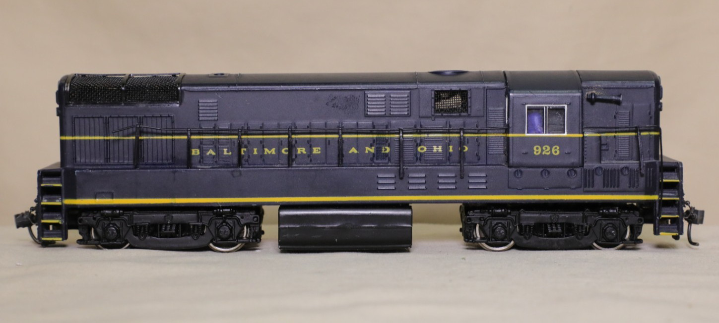 Bachmann Spectrum HO B&O Diesel Locomotive #926, Kadee Couplers, Tested & Runs