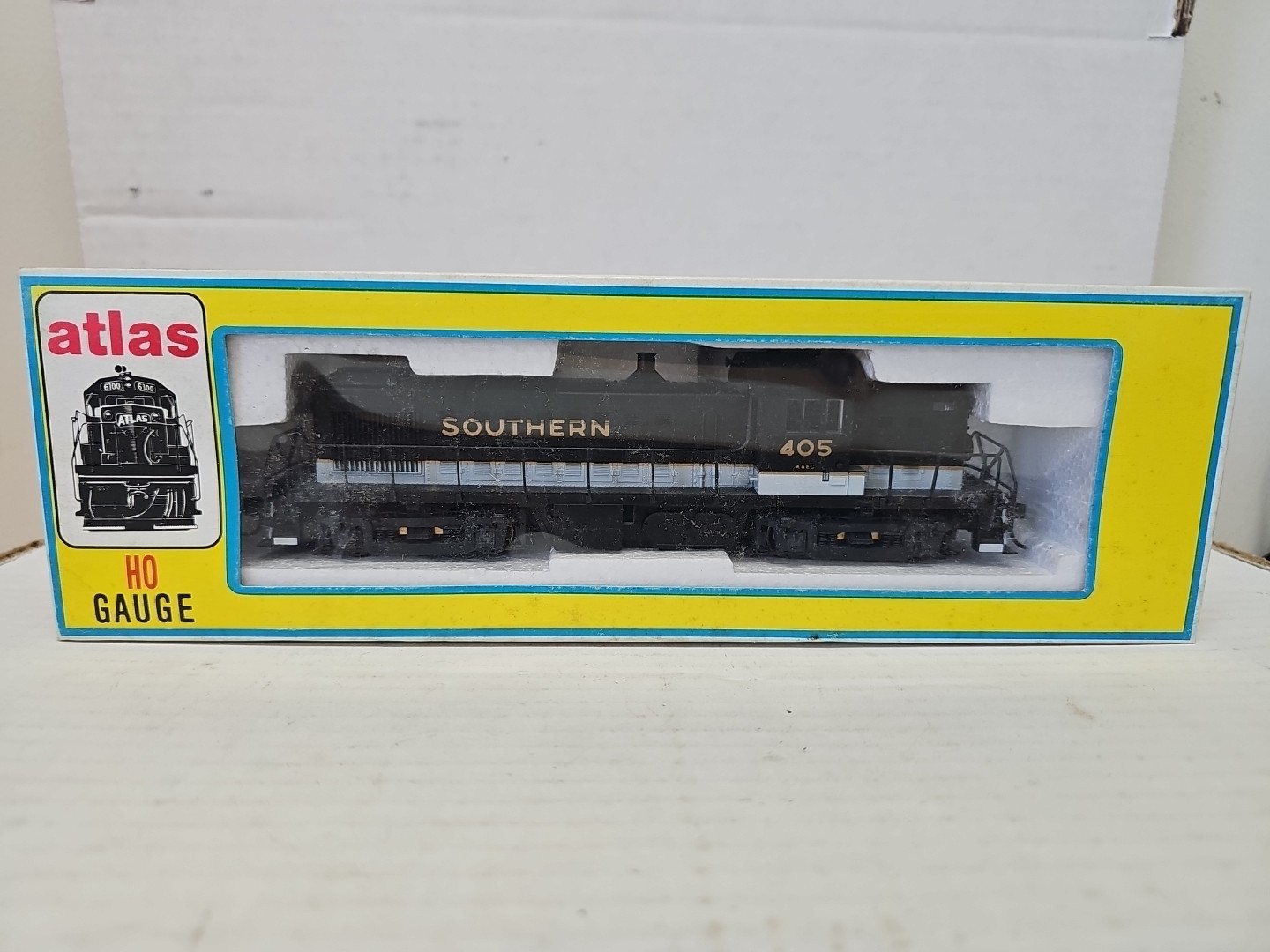 Atlas 8121 Southern RS-1 Diesel Locomotive Original Box Mint