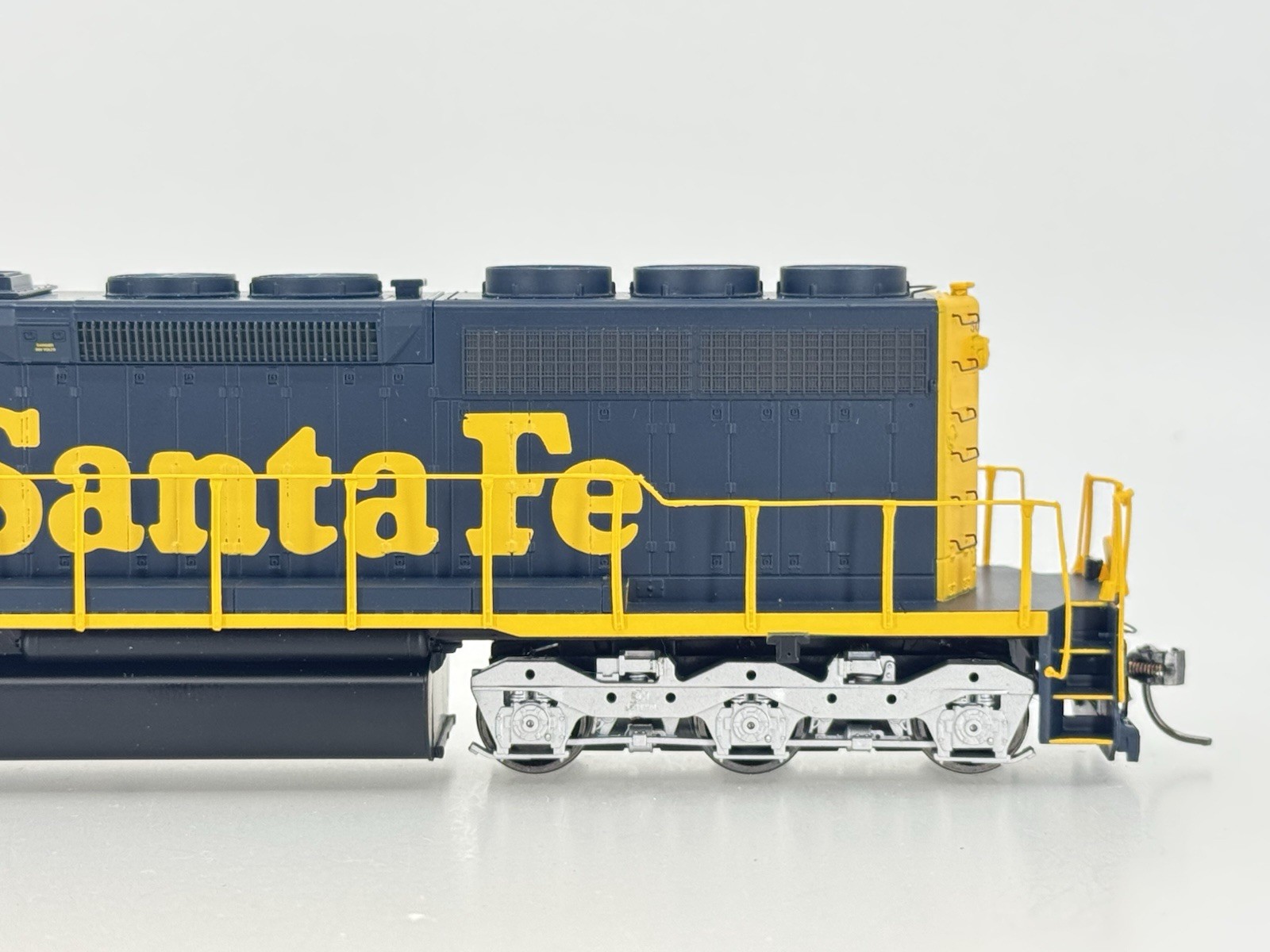 HO Athearn RTR 98827 Santa Fe SD40 Diesel Locomotive ATSF #5014 DCC SOUND