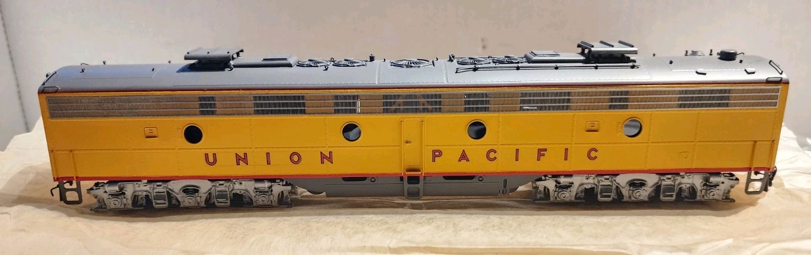 Oriental Limited HO Scale Brass EMD E9 A&B 2400HP Diesel Set Union Pacific