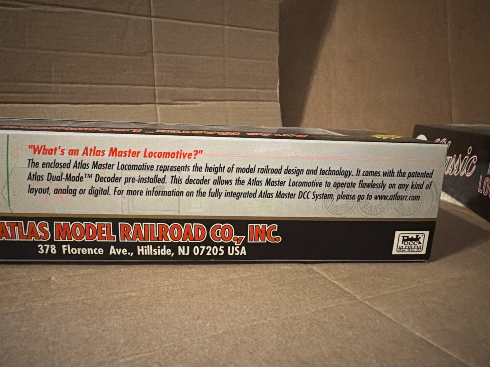 Atlas Master HO Baltimore & Ohio GP-40 Low Nose Locomotive #9738 #3684 DCC