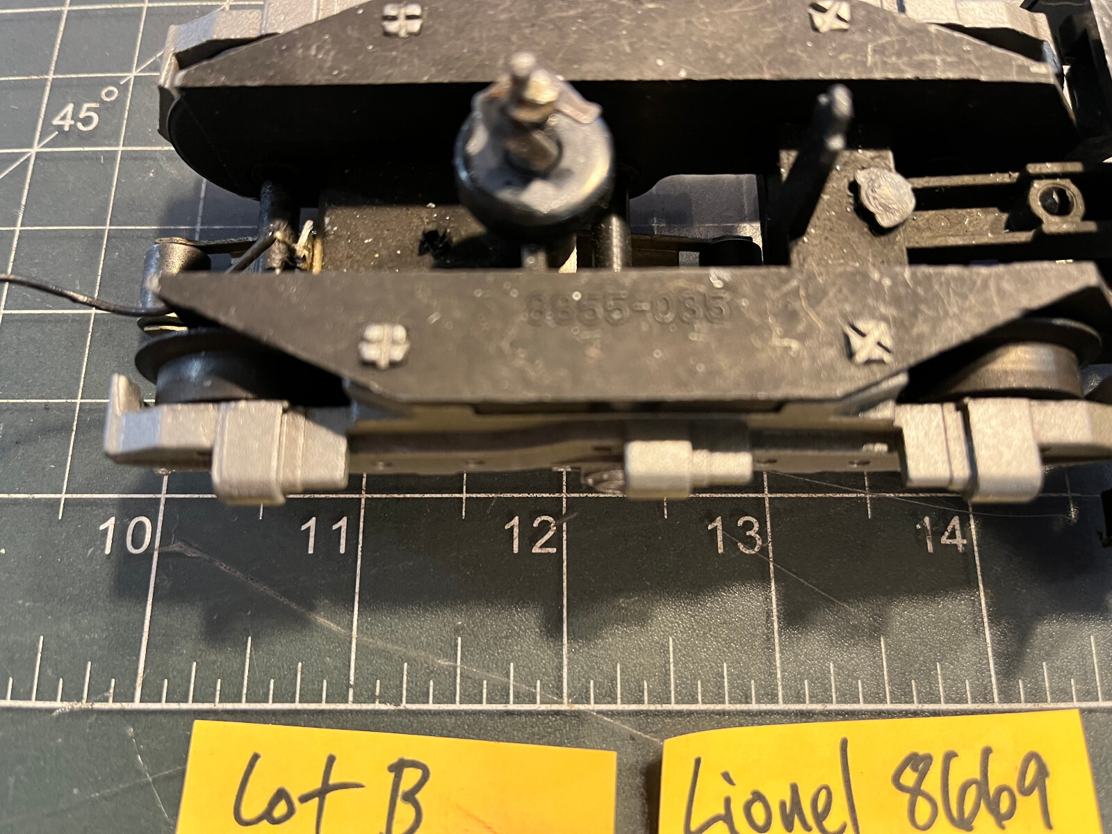 Lionel Train 8669 U36B Diesel Locomotive 8855-035 TRUCK WHEEL SET PART LOT B