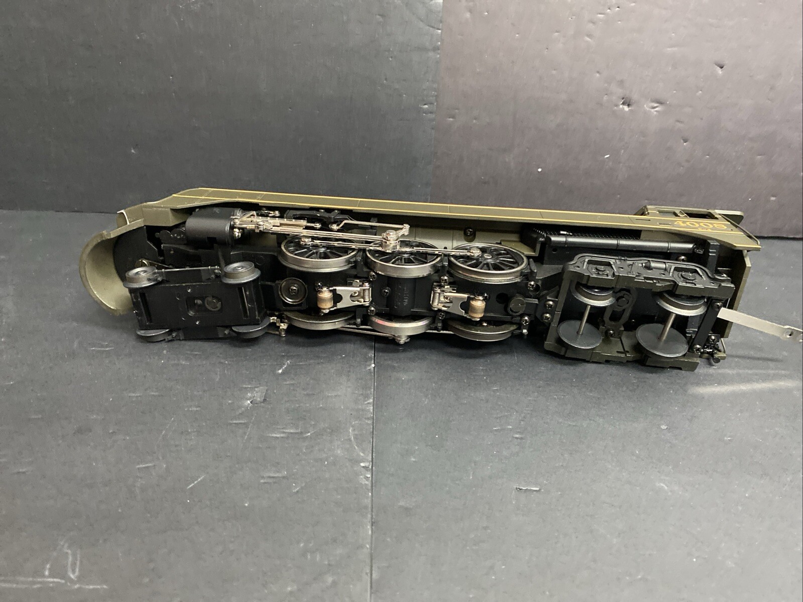 MTH 20-3034-1 Chicago Northwestern 4-6-4 E-4 Hudson Loco Protosound LN J.71