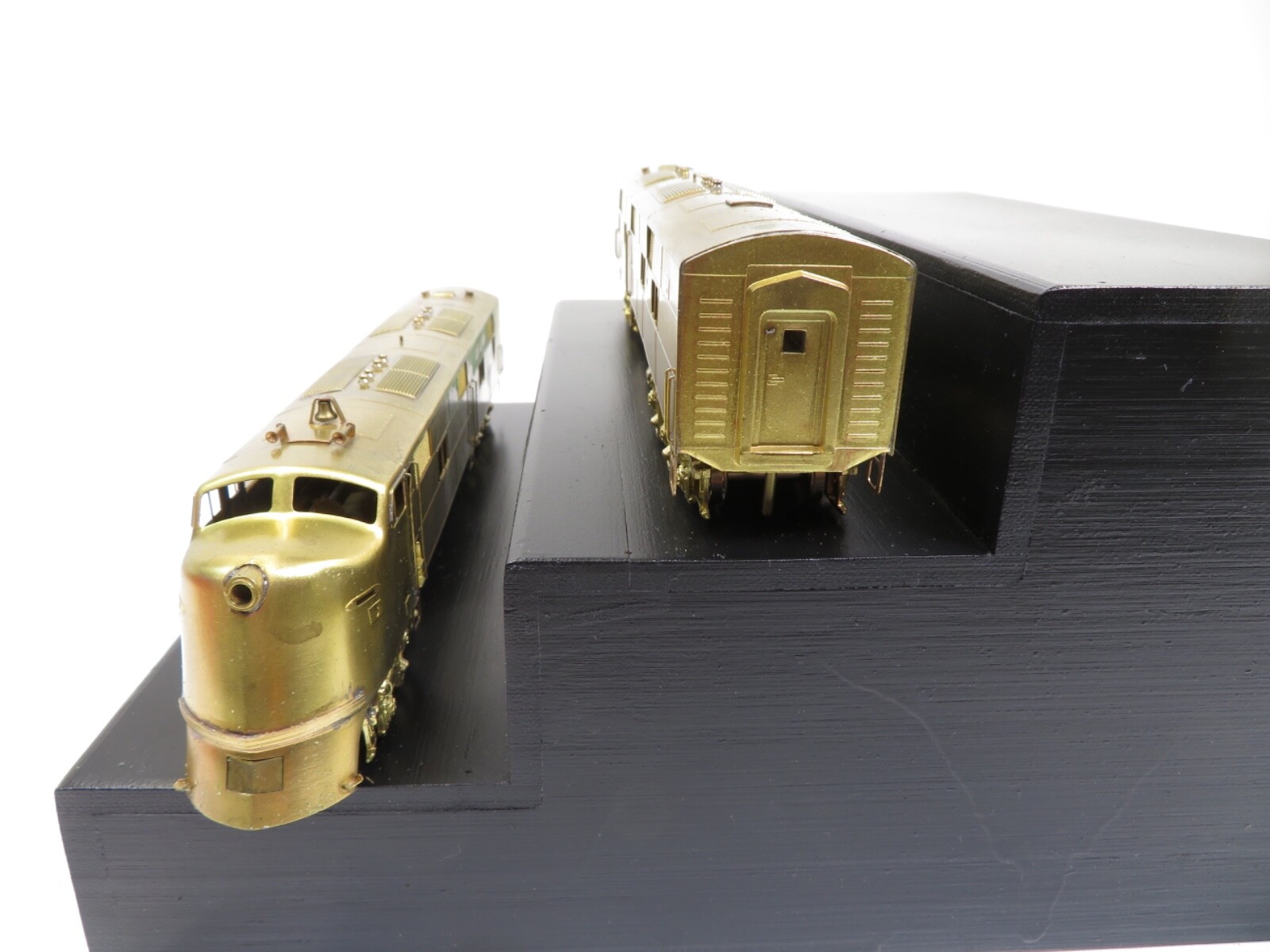 Hallmark Models HO Brass EMD E-3/6 Diesel Locomotive – Foam Deteriorated LN 7777
