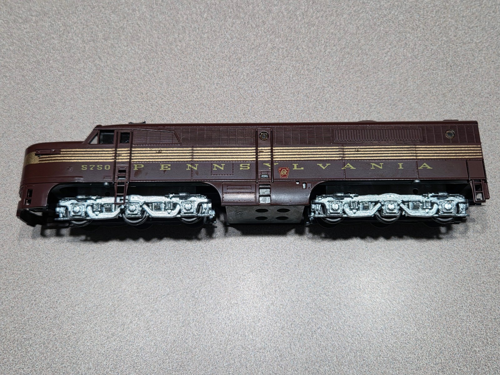 HO Scale DCC READY Athearn PA-1 Diesel Locomotive Pennsylvania #5750 Tuscan Red