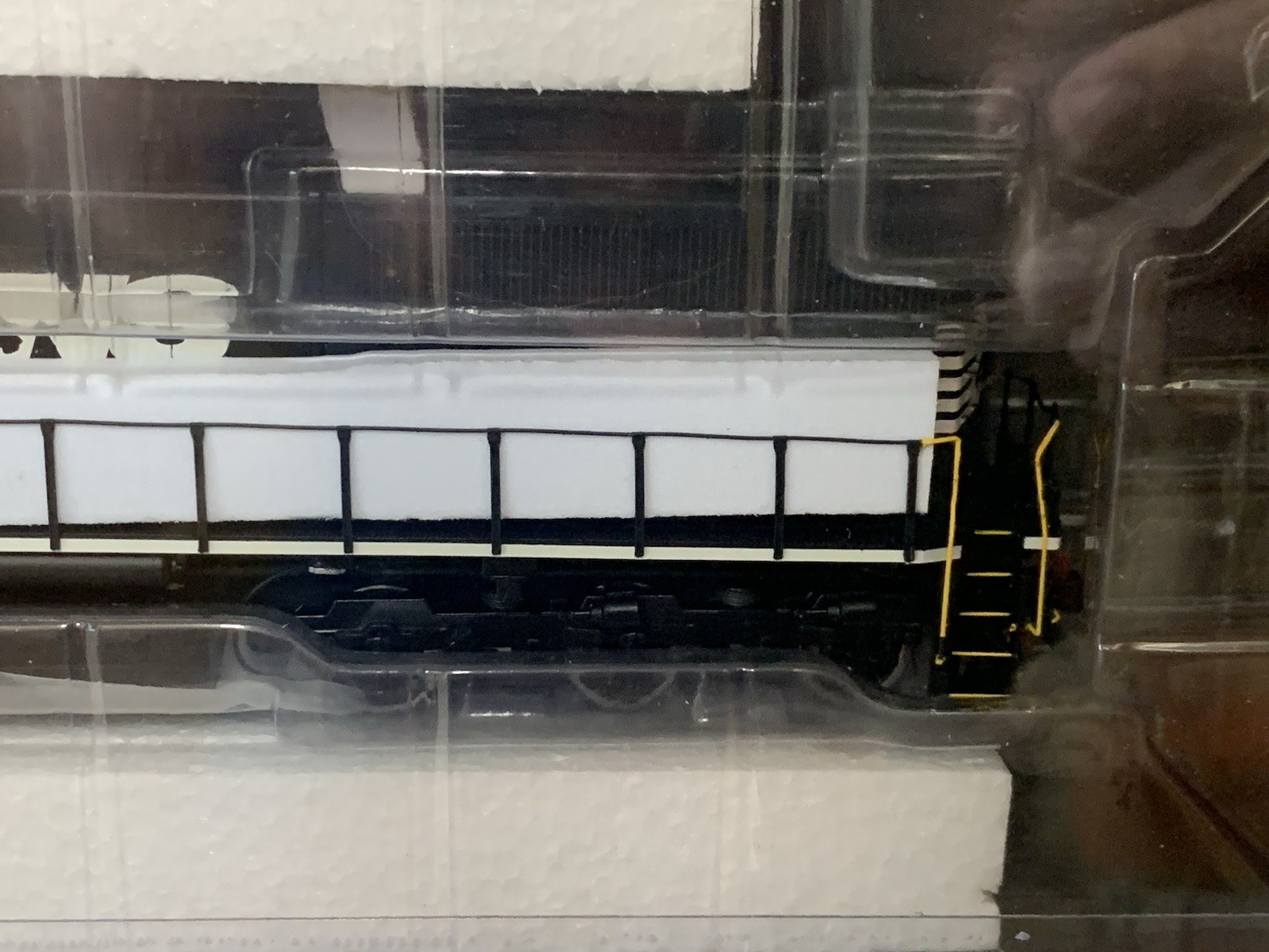 HO Scale Athearn Genesis SD75M DCC Sound Diesel NS NORFOLK SOUTHERN #2806 NEW!