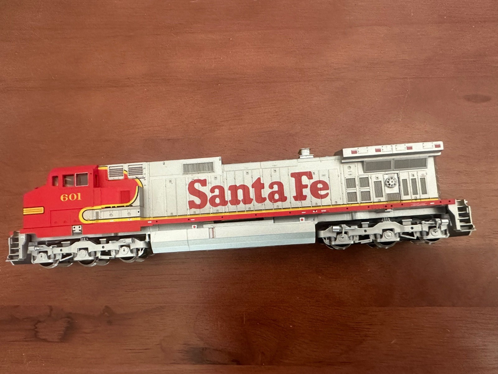Athearn SANTA FE C44-9W #601 … DCC Ready – Super Blue Box Conversion