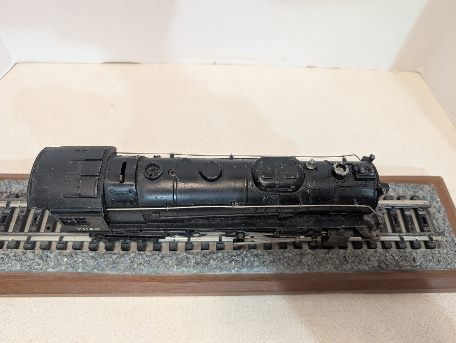 Lionel 2046 4-6-4 Hudson Steam Locomotive ~Parts or Repair~ Needs E-Unit Rebuild