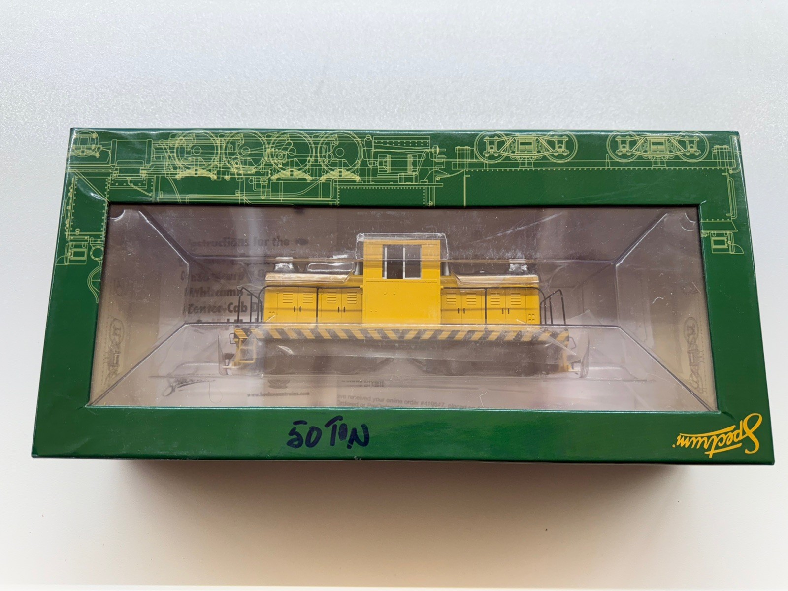 Bachmann Unletterd Org & Cream Whitcomb 50-Ton DCC with sound Locomotive by On30