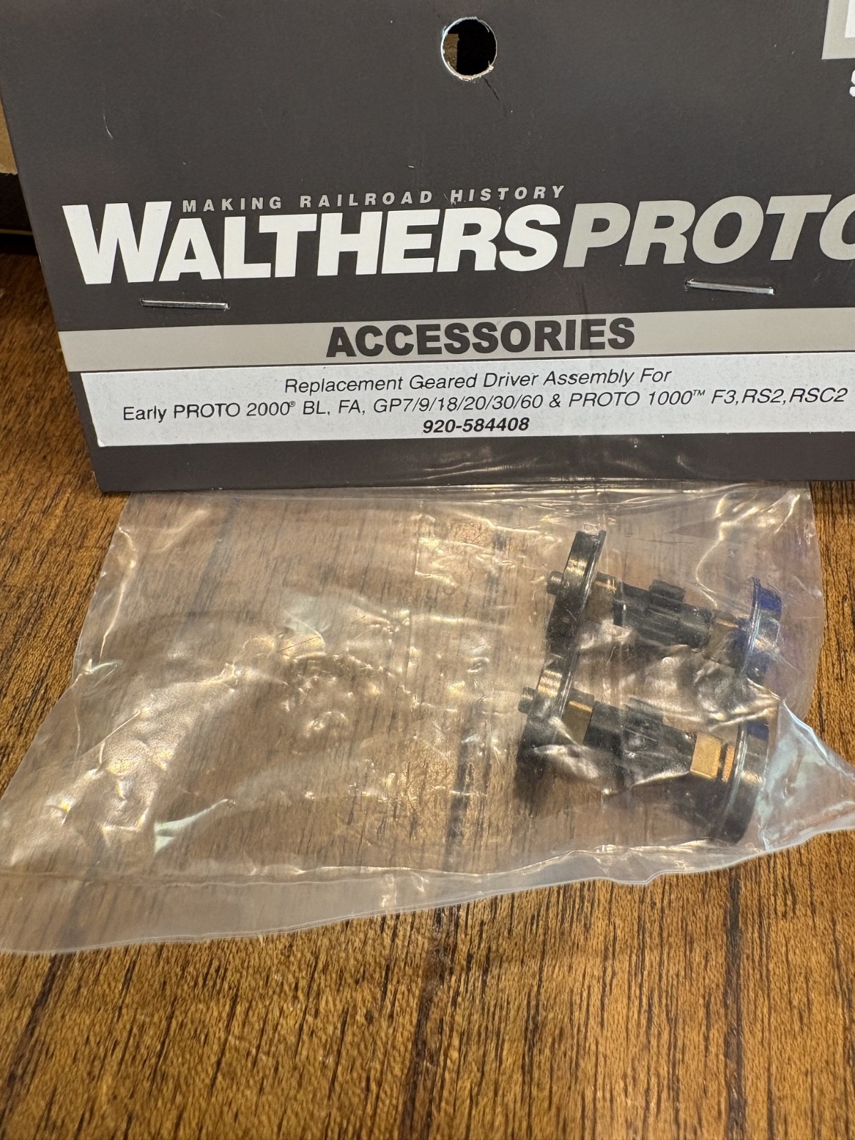DCAS- HO Walthers Proto 2000 584408 geared driver wheel (2) EMD GP BL FA NIP