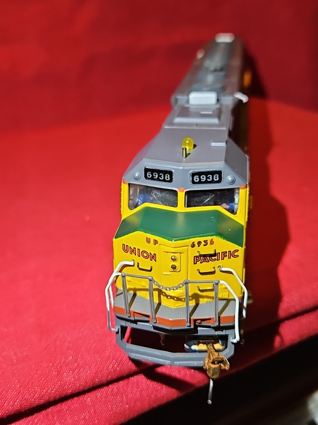 Bachmann HO Union Pacific Dd40AX 16 Wheel Diesel Locomotive # 6936