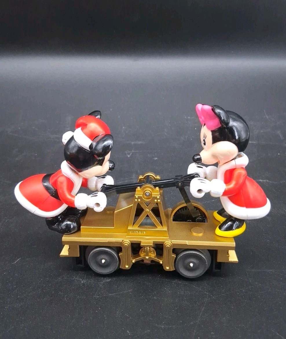 (B) Lionel 6-18433 Mickey Minnie Mouse Disney Christmas Handcar O Gauge