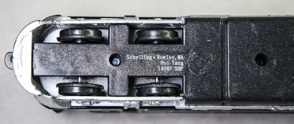 Schylling EMD F7 Diesel Electric Model Locomotive New York Central Pull Back Toy