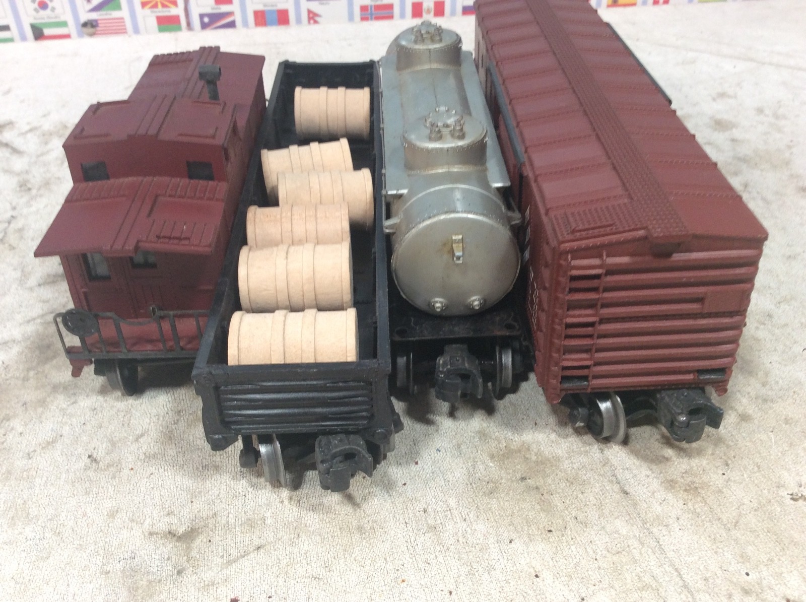 Lionel Train SET 2201WS – 685 Steam Engine 4 Freight Cars O Gauge / 027