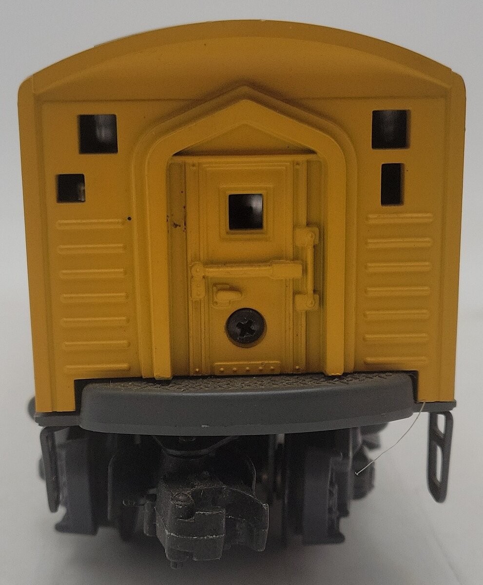 Lionel 6-8481 O Gauge Union Pacific F3 B-Unit Non-Powered Diesel Locomotive/Box