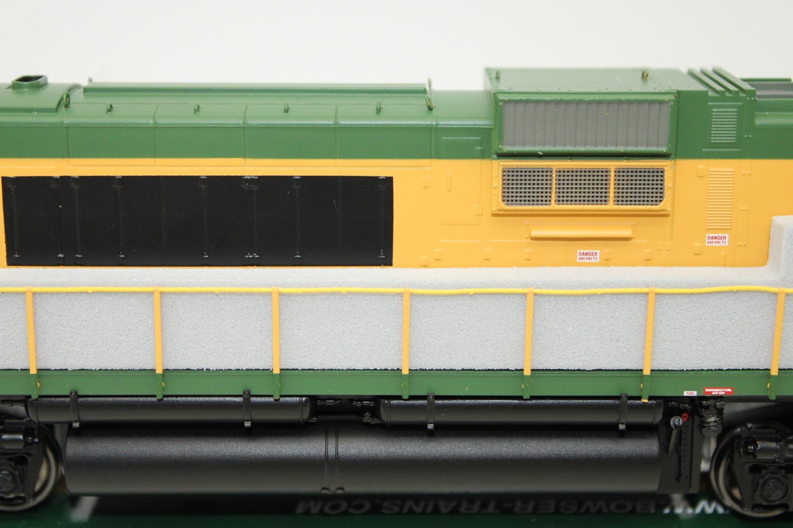 Bowser HO Conrail Reading Patch Alco C630 Diesel Locomotive #6762 DCC Ready LED
