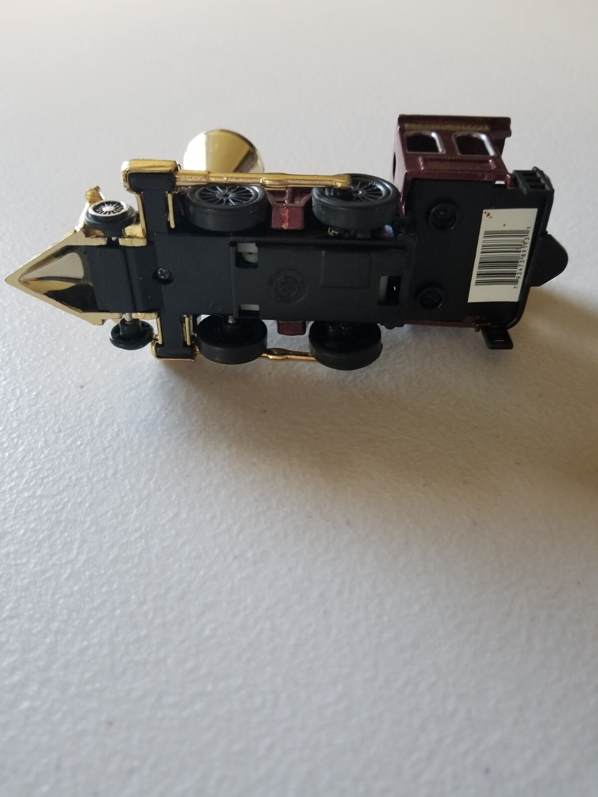 JUL TOY ROLLING STEAM LOCOMOTIVE MINI DIECAST AND PLASTIC 5IN LONG