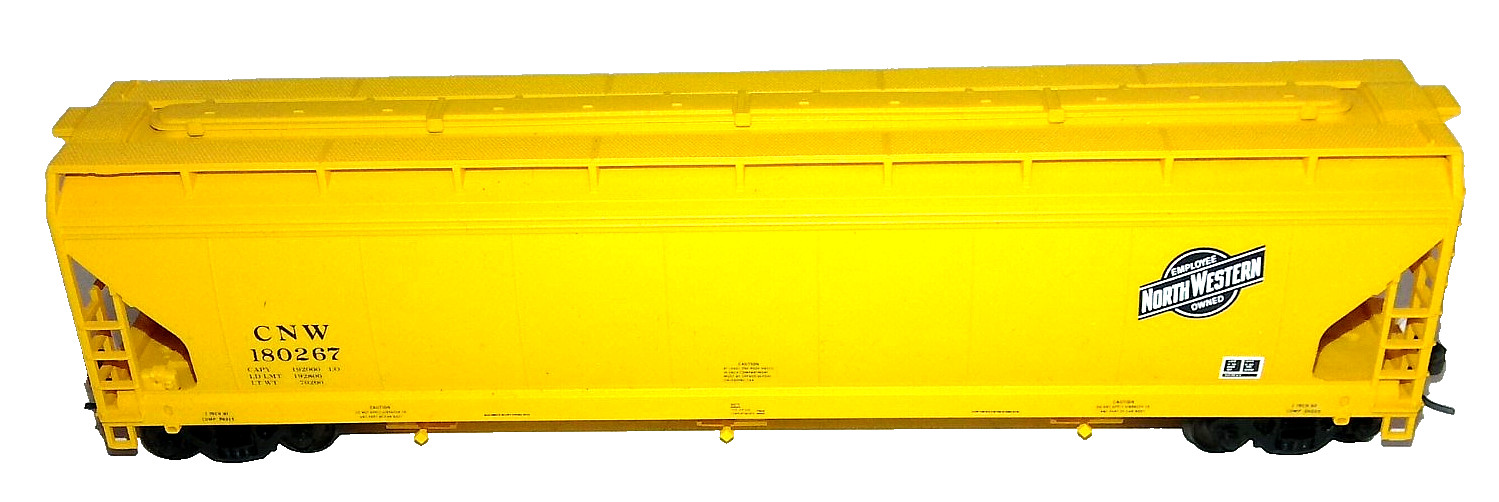 Accurail C & N W 3-Bay Center Flow Hopper Car (CNW 180267)