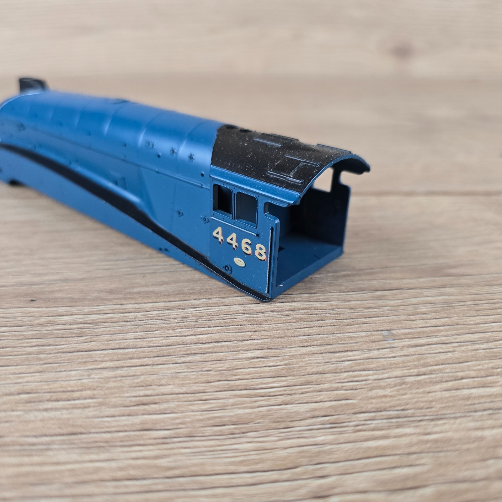 Hornby Repainted Class A4 Mallard Locomotive Body Only 4468 Blue OO Gauge