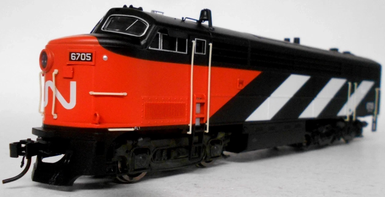 True Line 500049 HO Scale C-Liner CPA16-5 DC #6705 CANADIAN NATIONAL