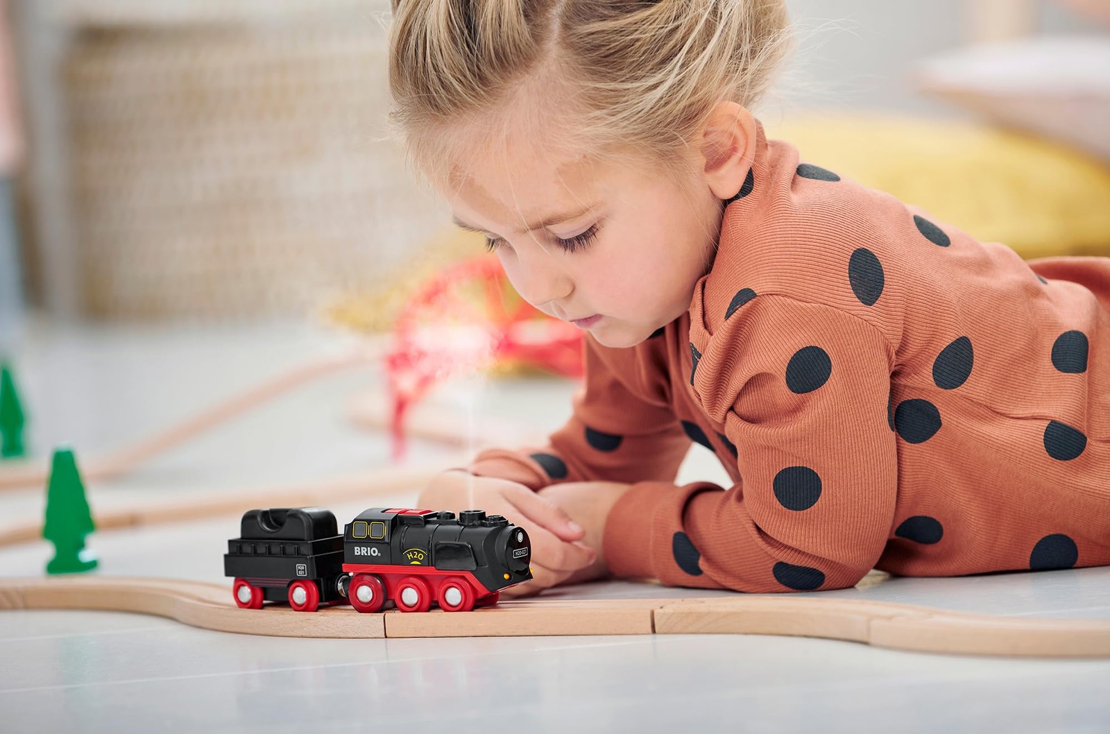 Battery-Operated Steaming Train Set for Wooden Tracks – Interactive Play for