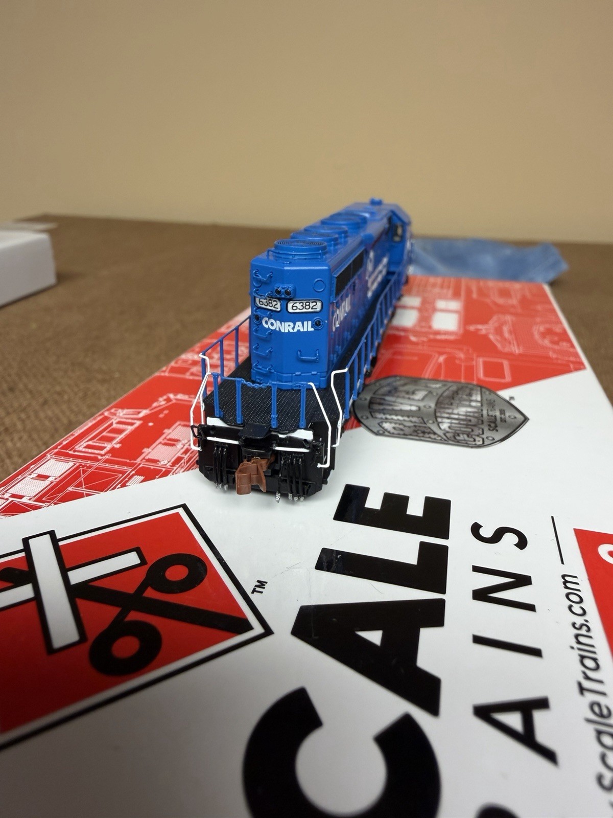 N Scale Scaletrains Conrail SD40-2 Rivet Counter
