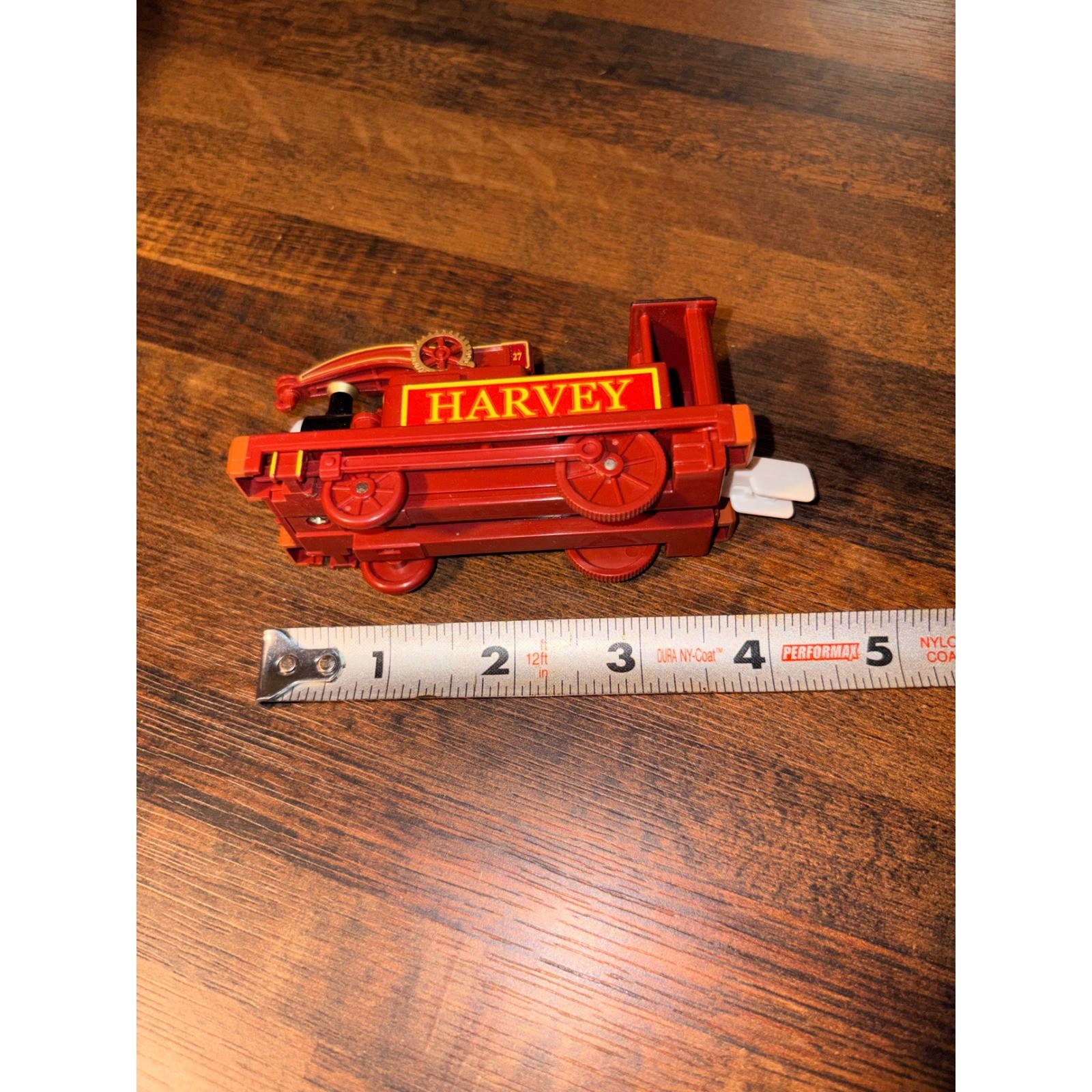 Thomas & Friends TrackMaster Harvey Motorized Crane Engine Red Train No 27