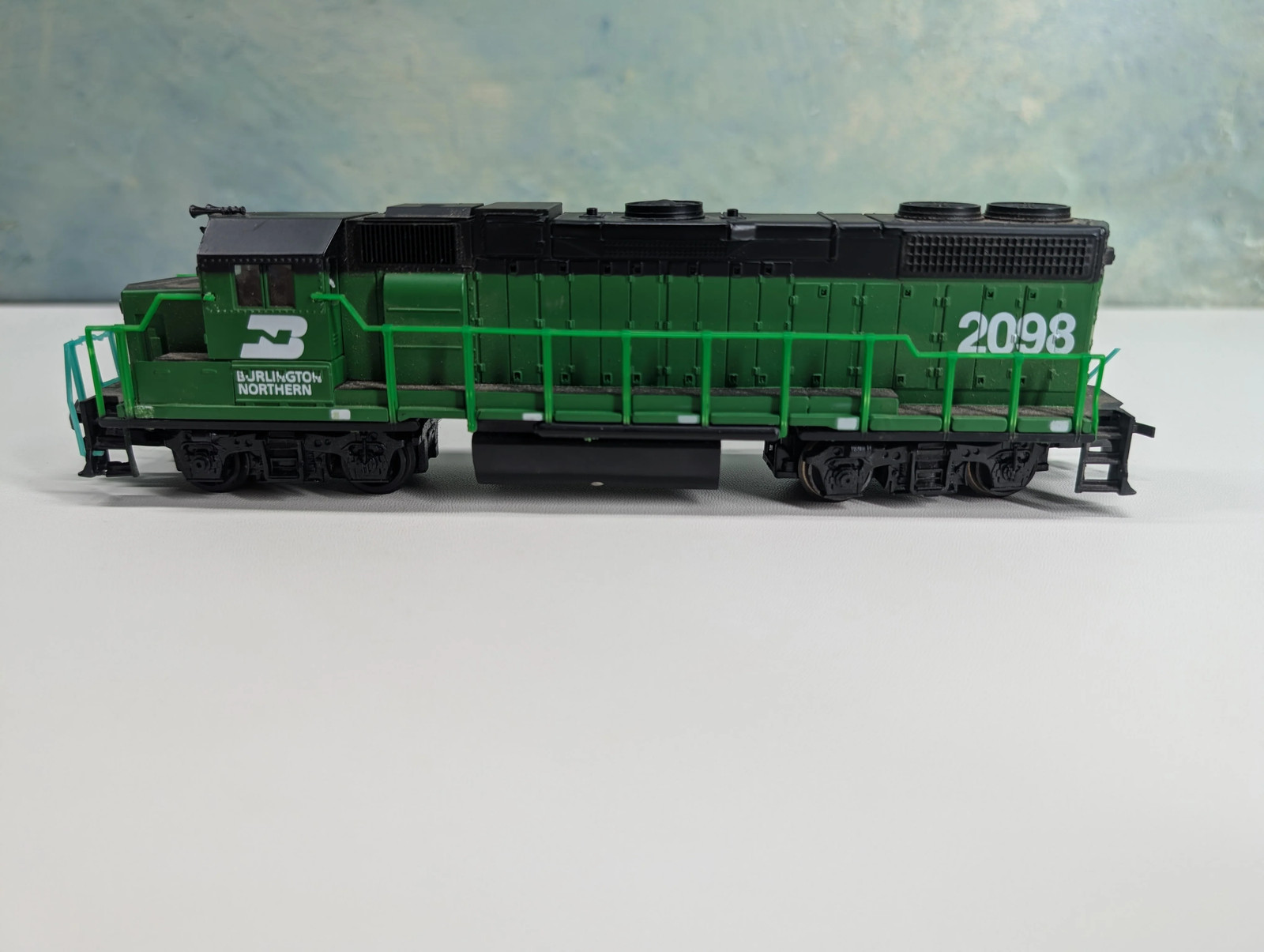 Life-Like HO GP38 Diesel Locomotive Burlington Northern BN #2098 Tested! DC