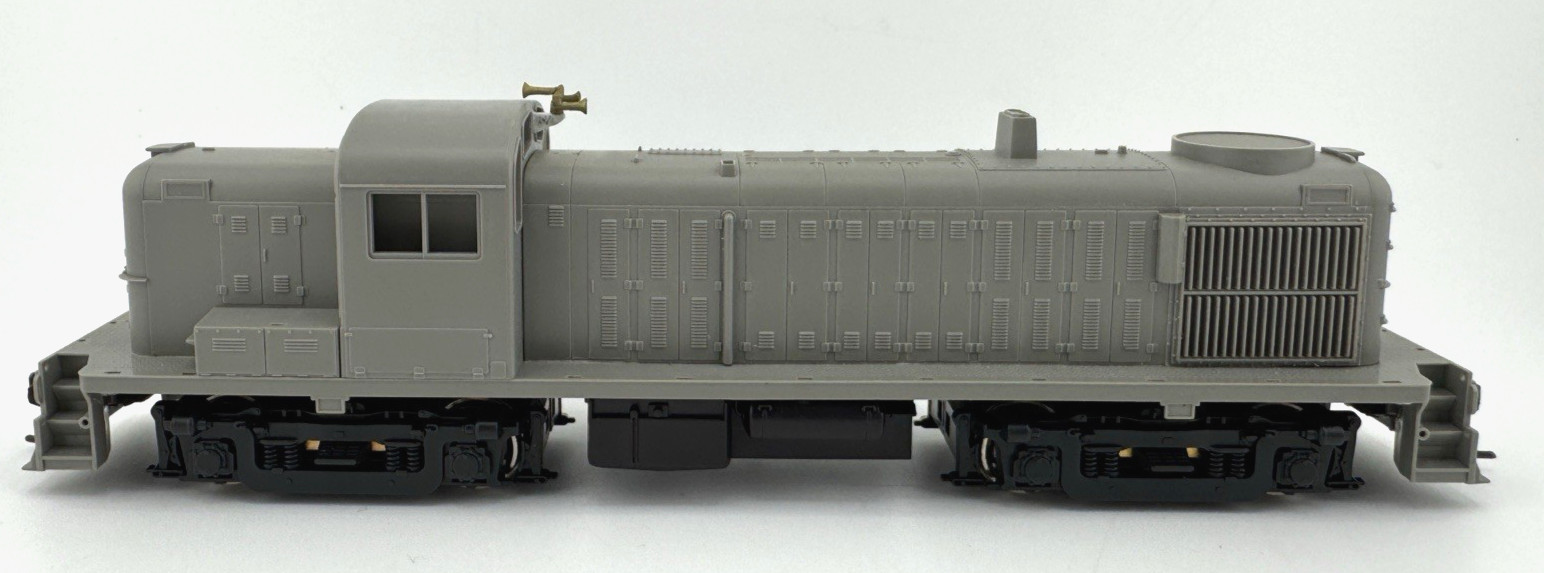 VINTAGE Atlas 7070 HO Scale UNDECORATED RS-3 Locomotive