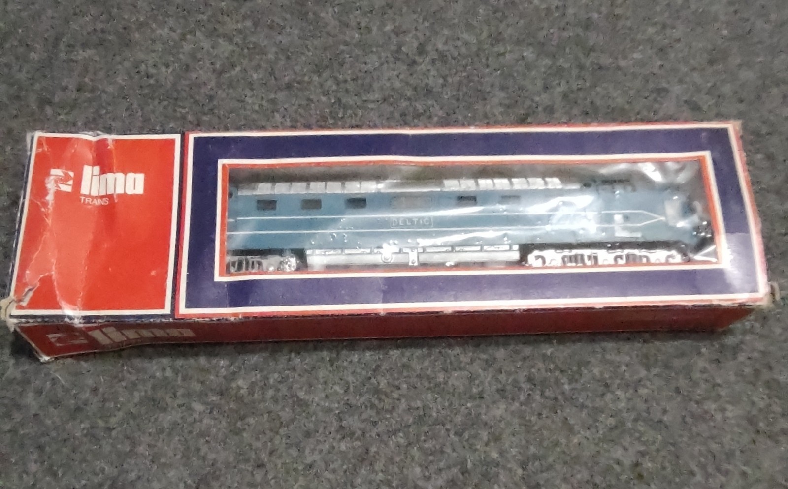 Vintage LIMA Italy Class 55 “DELTIC” Diesel Locomotive – Blue Livery – HO/OO Gau