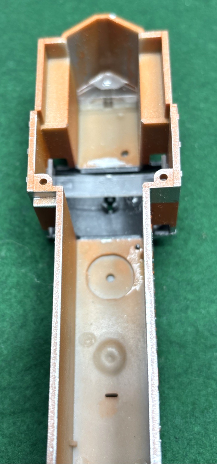 AHM Western Pacific GP18 5013-02 HO Diesel Engine 1980 Flashing Beacon, Unused