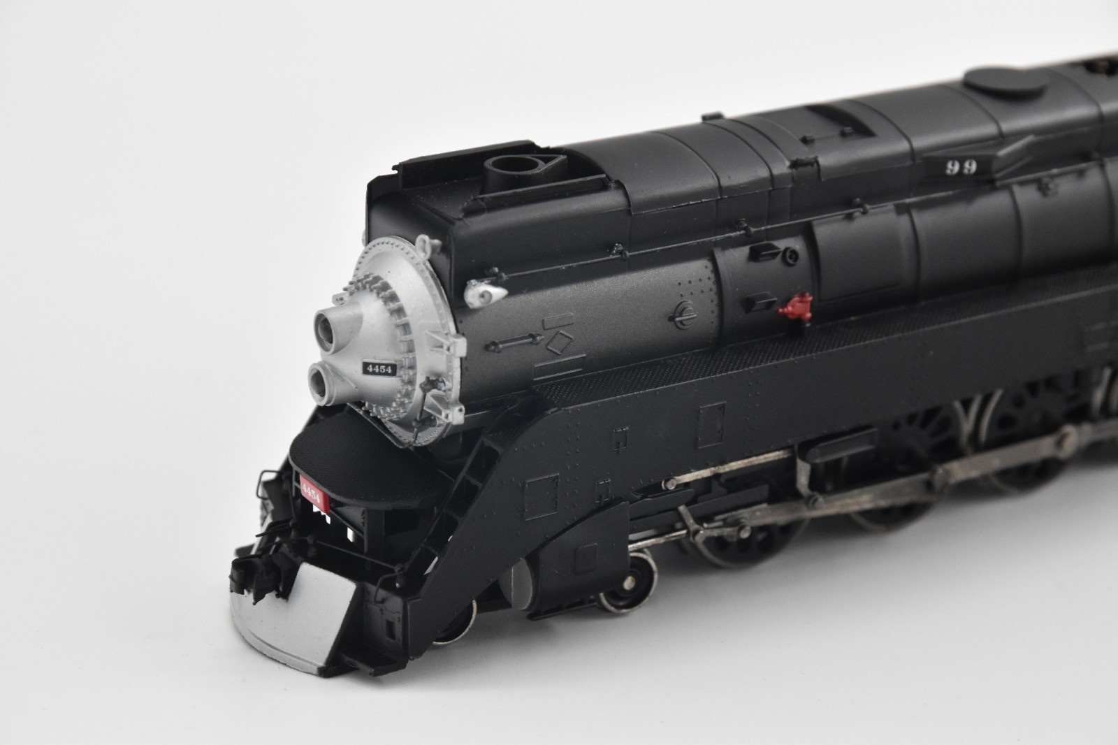 Bachmann Plus GS4 4-8-4 Black & Silver War Baby -SP 4454 / #11323 – No Box