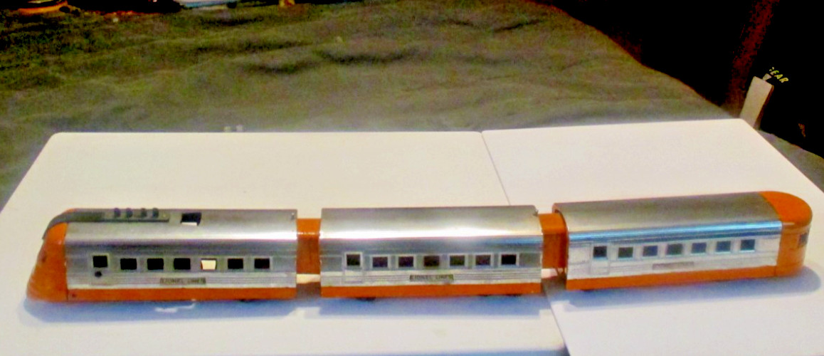 Vintage Lionel Lines Prewar Orange And Chrome Wind Up Streamliner Train Set